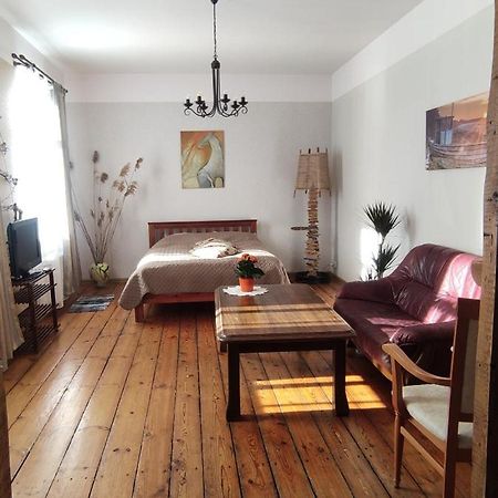 לייפאז'ה Toma Street Apartments מראה חיצוני תמונה